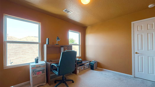 Humble 2-story, 4-bed 9514 Barr Spring Drive-idx