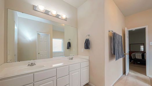 Humble 2-story, 4-bed 9514 Barr Spring Drive-idx