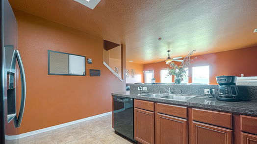 Humble 2-story, 4-bed 9514 Barr Spring Drive-idx