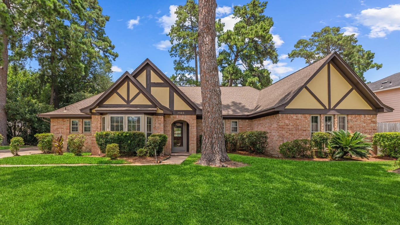 Humble 1-story, 3-bed 7503 Pin Oak Drive-idx