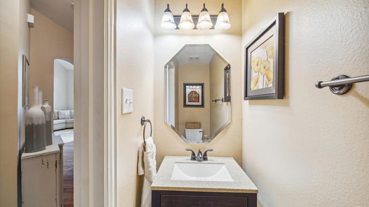Humble 2-story, 4-bed 14731 Leighwood Creek Lane-idx