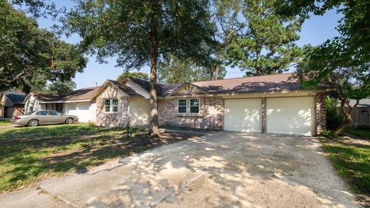 Humble 1-story, 3-bed 17327 Shrub Oak Drive-idx