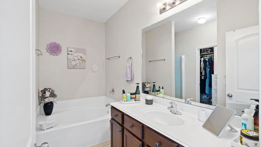Humble 1-story, 3-bed 15414 River Ends Drive-idx