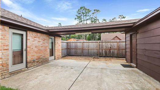 Humble 1-story, 4-bed 7630 Pin Oak Drive-idx