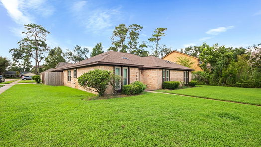 Humble 1-story, 4-bed 7630 Pin Oak Drive-idx