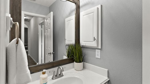 Humble 1-story, 4-bed 9410 Greencape Court-idx