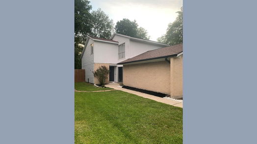 Humble 2-story, 2-bed 16707 Quiet Trail Dr-idx