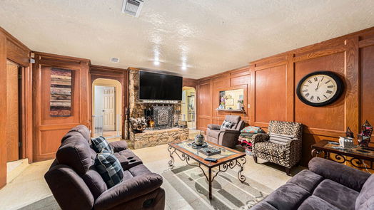 Humble null-story, 4-bed 6119 Shirley Lane-idx