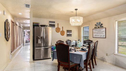 Humble null-story, 4-bed 6119 Shirley Lane-idx