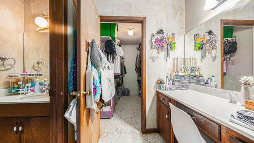 Humble null-story, 4-bed 6119 Shirley Lane-idx