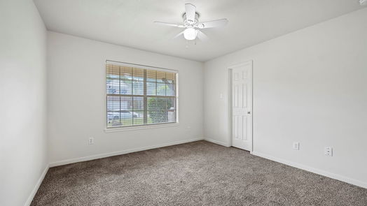 Humble null-story, 3-bed 9815 Barr Spring Drive-idx