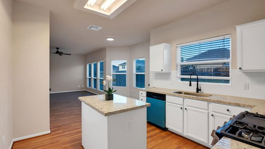 Humble 2-story, 3-bed 9619 Barr Spring Drive-idx