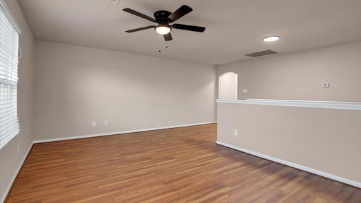Humble 2-story, 3-bed 9619 Barr Spring Drive-idx