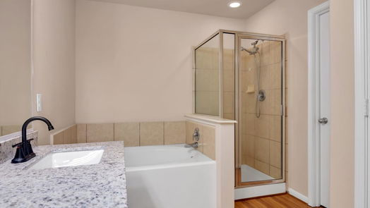 Humble 2-story, 3-bed 9619 Barr Spring Drive-idx