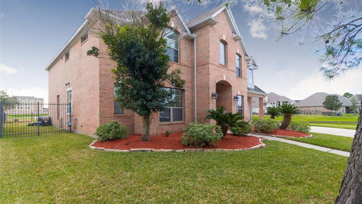 Humble 2-story, 5-bed 9702 Alyssa Court-idx