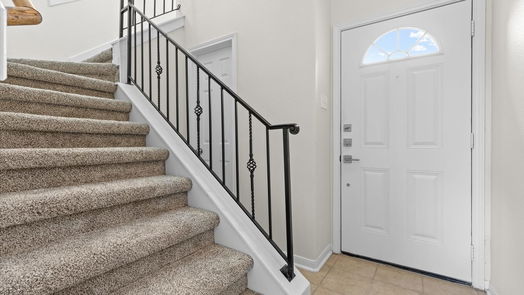 Humble 2-story, 3-bed 15111 Silhouette Ridge Drive-idx