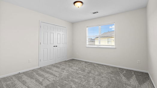 Humble 2-story, 3-bed 15111 Silhouette Ridge Drive-idx