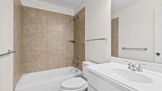 Humble 2-story, 3-bed 15111 Silhouette Ridge Drive-idx
