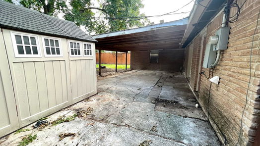 Bellaire 1-story, 3-bed 5609 Newcastle Street-idx