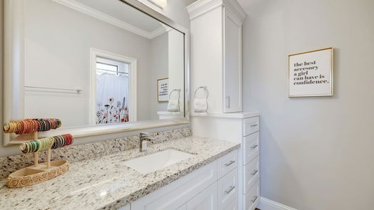 Bellaire 2-story, 4-bed 4318 Oleander Street-idx