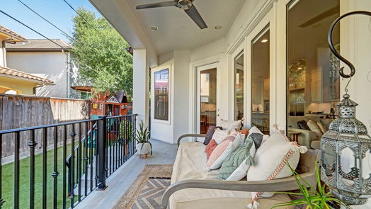 Bellaire 2-story, 4-bed 4318 Oleander Street-idx
