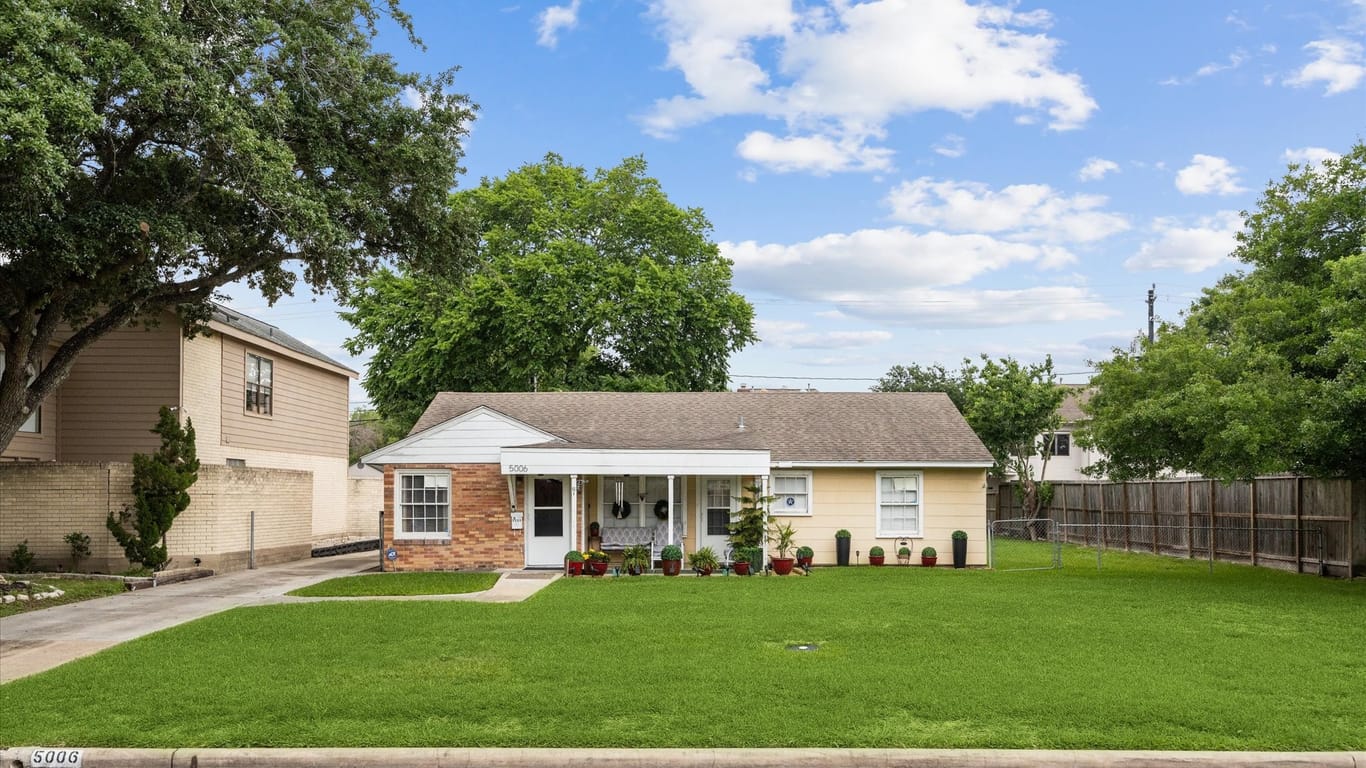 Bellaire 1-story, 3-bed 5006 Locust Street-idx