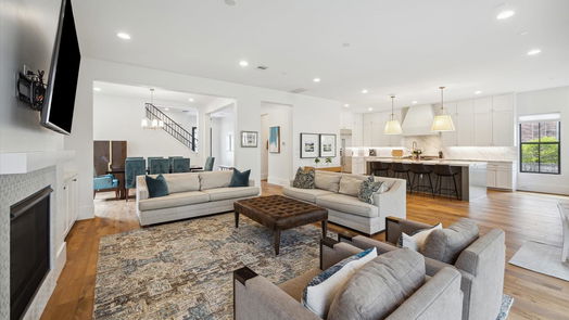 Bellaire 2-story, 5-bed 4416 Vivian Street-idx