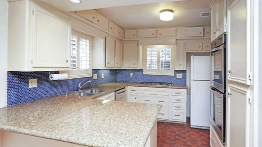 Bellaire 2-story, 3-bed 111 Phanturn Lane-idx