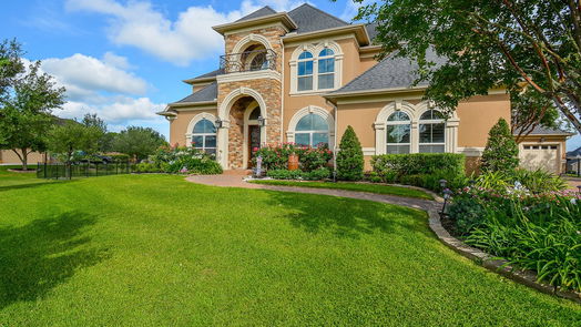 Richmond 2-story, 5-bed 8411 Silent Cedar Circle-idx