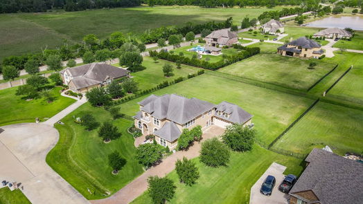 Richmond 2-story, 5-bed 8411 Silent Cedar Circle-idx