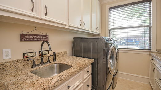 Richmond 2-story, 5-bed 8411 Silent Cedar Circle-idx