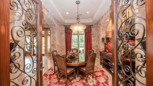 Richmond 2-story, 4-bed 3621 River Forest Drive-idx