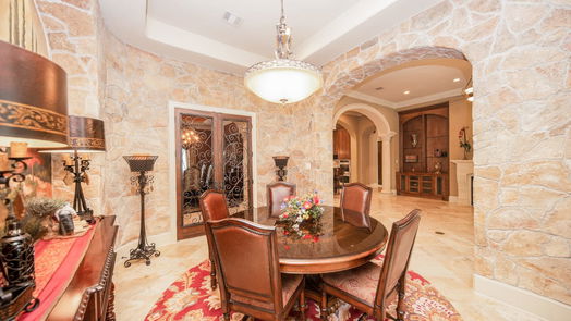 Richmond 2-story, 4-bed 3621 River Forest Drive-idx