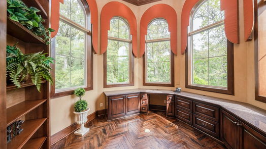 Richmond 2-story, 4-bed 3621 River Forest Drive-idx
