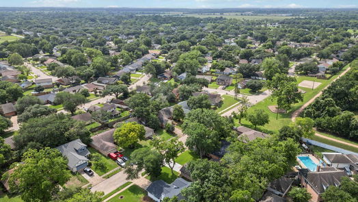 Richmond 2-story, 4-bed 615 Old Colony Drive-idx