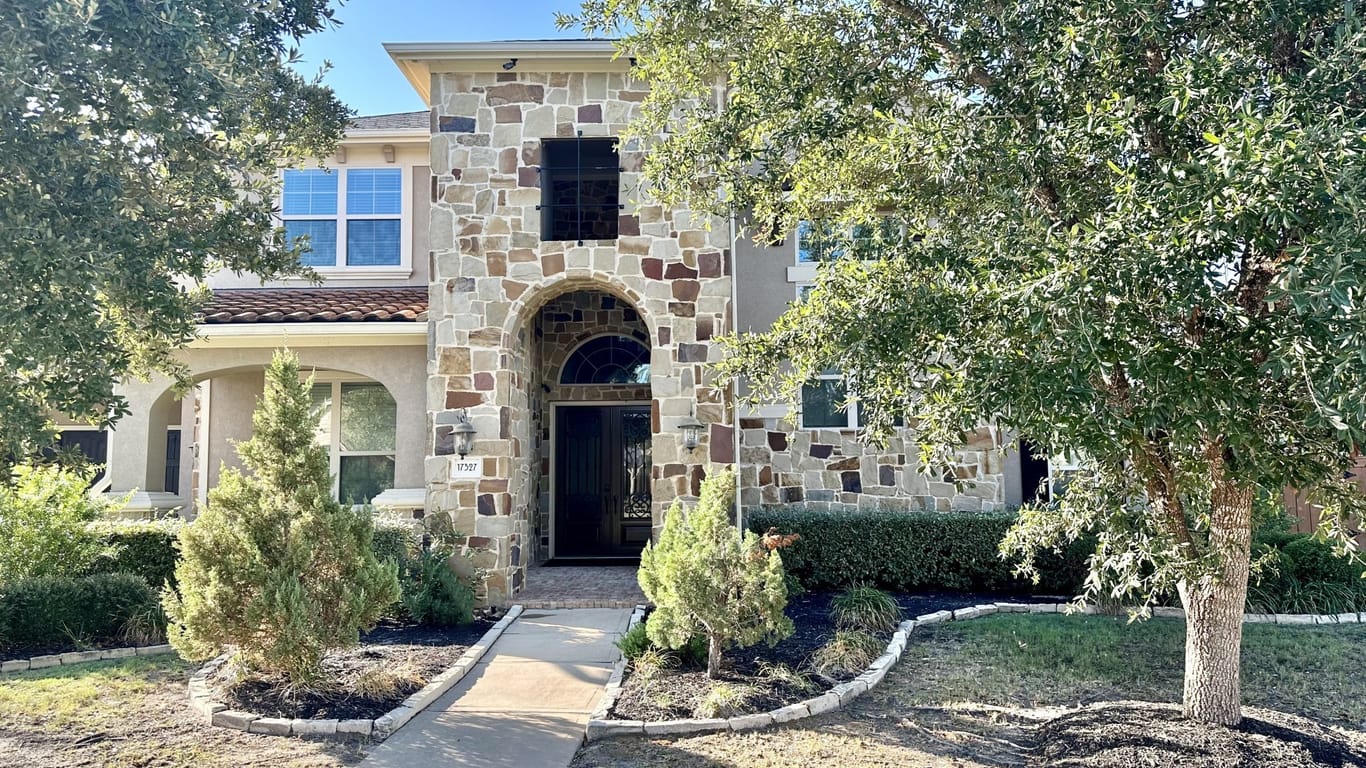 Richmond 2-story, 5-bed 17327 Daylamani Drive-idx