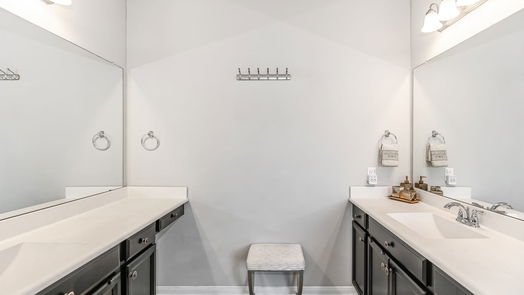Richmond 2-story, 4-bed 6135 Mapleton Meadow Lane-idx