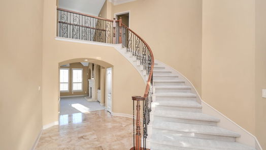 Richmond 2-story, 4-bed 7507 Shady Lake Grove-idx