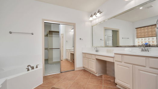 Richmond 2-story, 4-bed 7507 Shady Lake Grove-idx