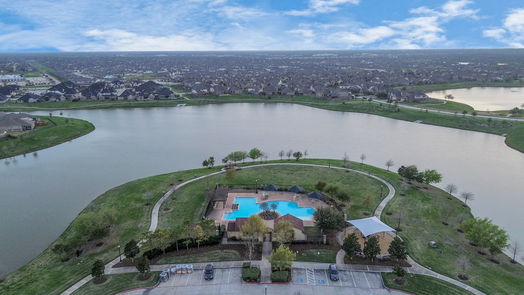 Richmond 2-story, 4-bed 7507 Shady Lake Grove-idx