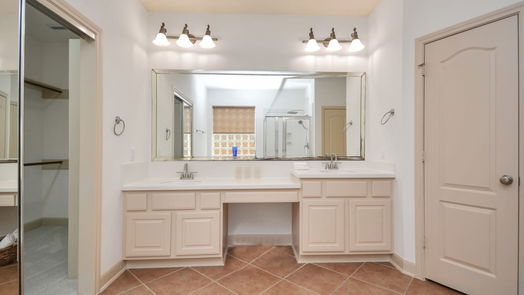Richmond 2-story, 4-bed 7507 Shady Lake Grove-idx