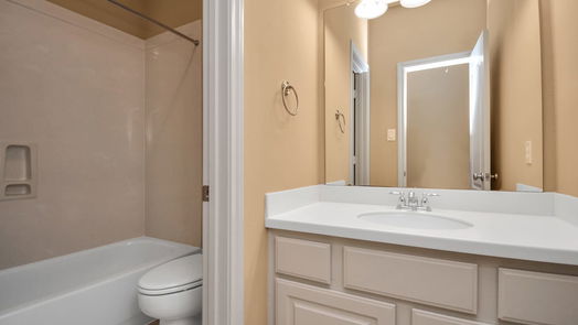 Richmond 2-story, 4-bed 7507 Shady Lake Grove-idx