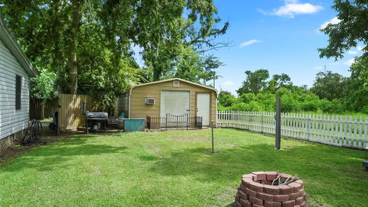 Brazoria 1-story, 3-bed 512 E Smith Street-idx