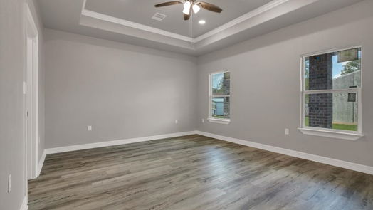 Brazoria null-story, 3-bed 409 E Travis-idx