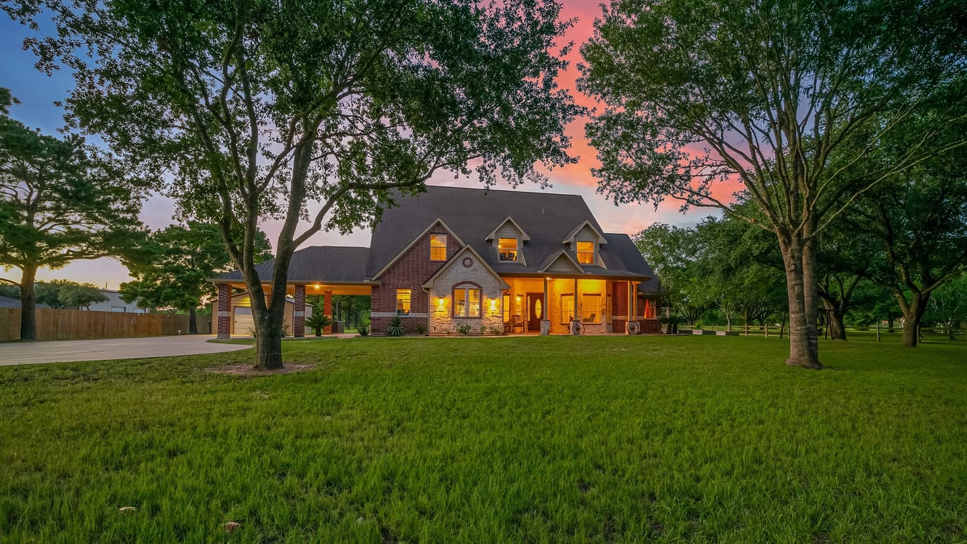 Brookshire 2-story, 5-bed 32680 Teal Street-idx