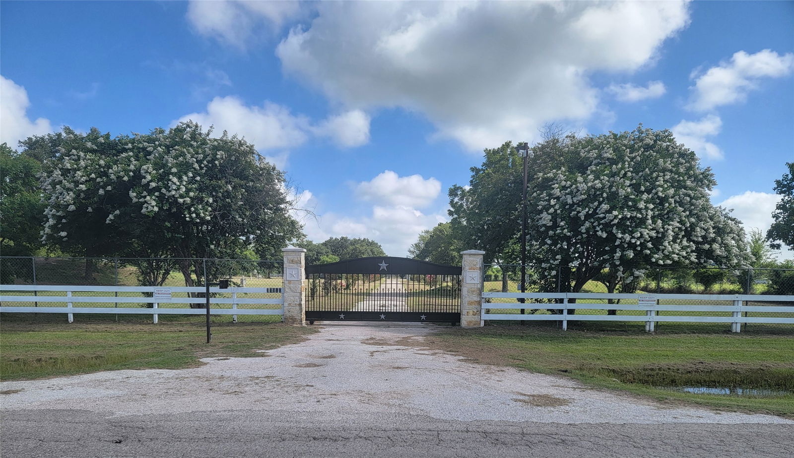 Brookshire 2-story, 7-bed 32910 Morrison Road-idx