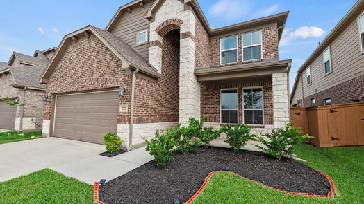 Brookshire 2-story, 4-bed 32726 Harvest Valley Drive-idx