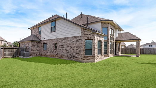 Brookshire 2-story, 4-bed 33515 Green Prairie Drive-idx