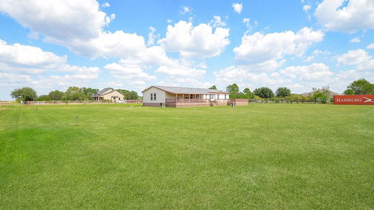 Brookshire 1-story, 4-bed 32811 S Red Leaf Lane-idx