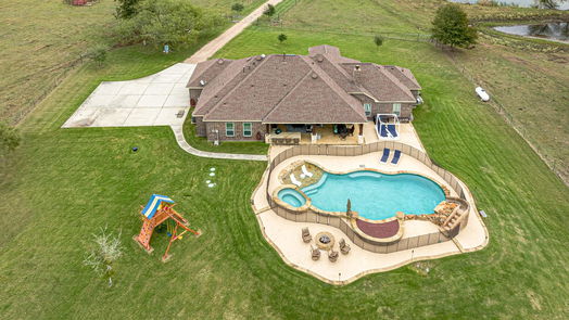 Pattison 1-story, 4-bed 5729 & 5731 Muske ln-idx